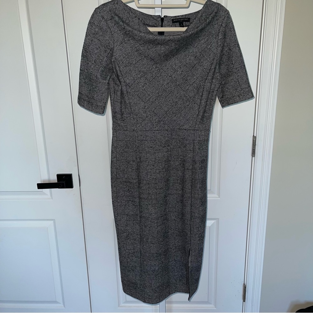 Banana Republic Gray Midi Dress Size 6 Soft Flannel Knit Short Sleeve Slit